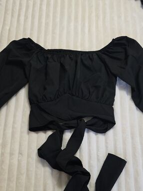 Black Off-Shoulder Wrap Crop Top with Puff Sleeves